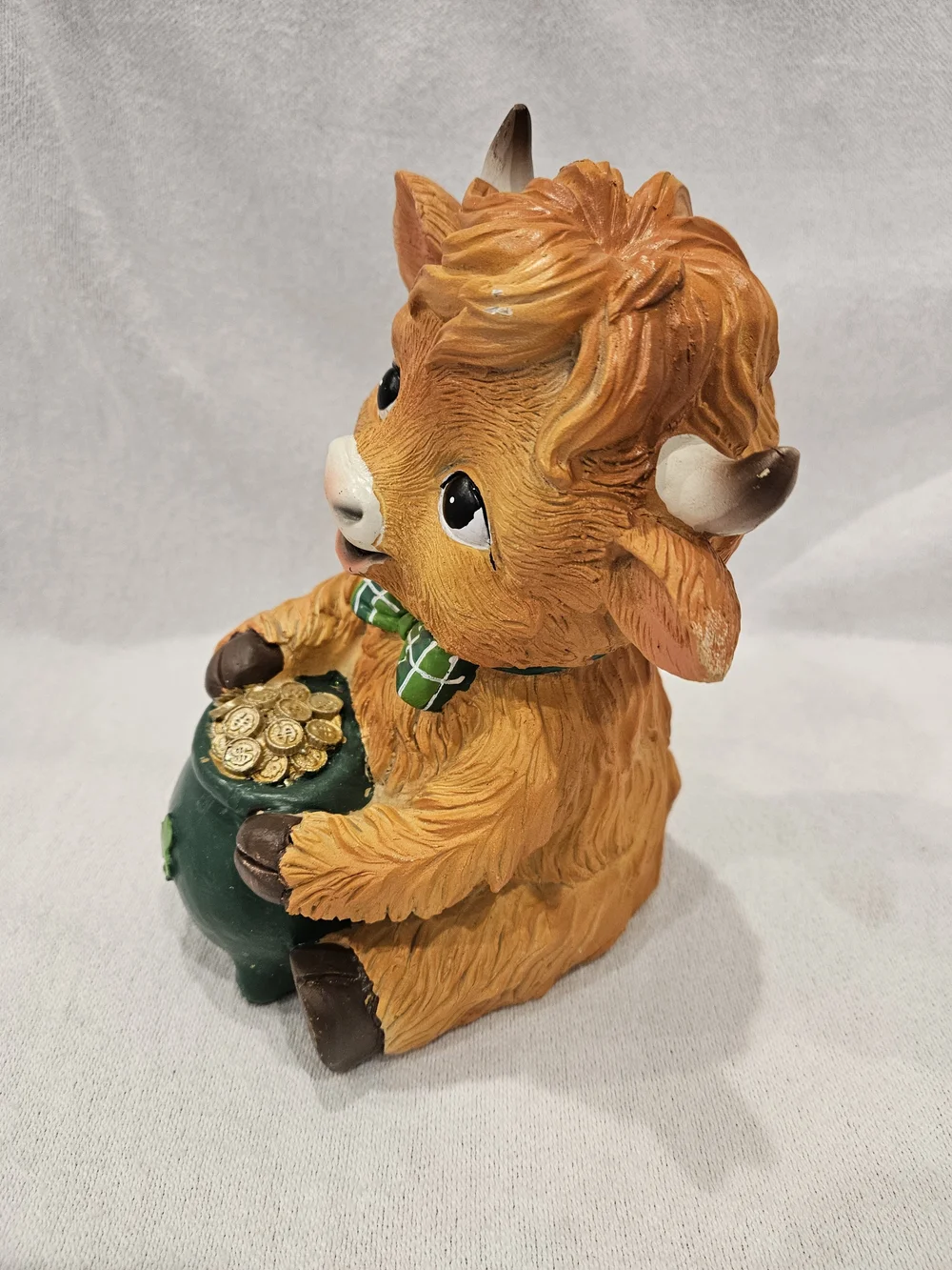 ☘️Highland Cow New St. Patty’s Day Highland Cow Figure